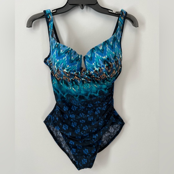 Miraclesuit Plus Size Sunset Cay Escape Underwire
One Piece Women's Size 10 Swim - Picture 3 of 7